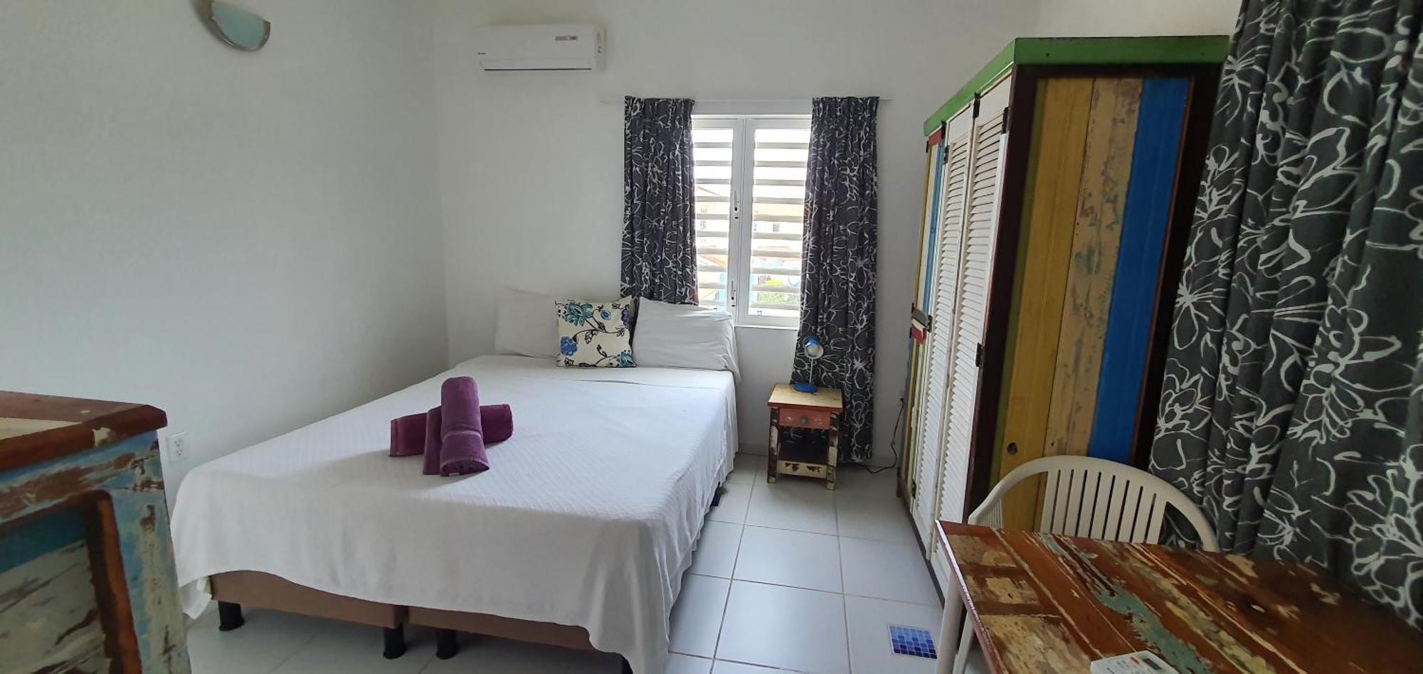 Marazul Dive Resort. 3 Bedroom Seafront House. Dive, Snorkel, Enjoy Amazing Sunsets Westpunt Екстер'єр фото
